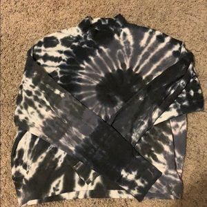 tie-dye sweater